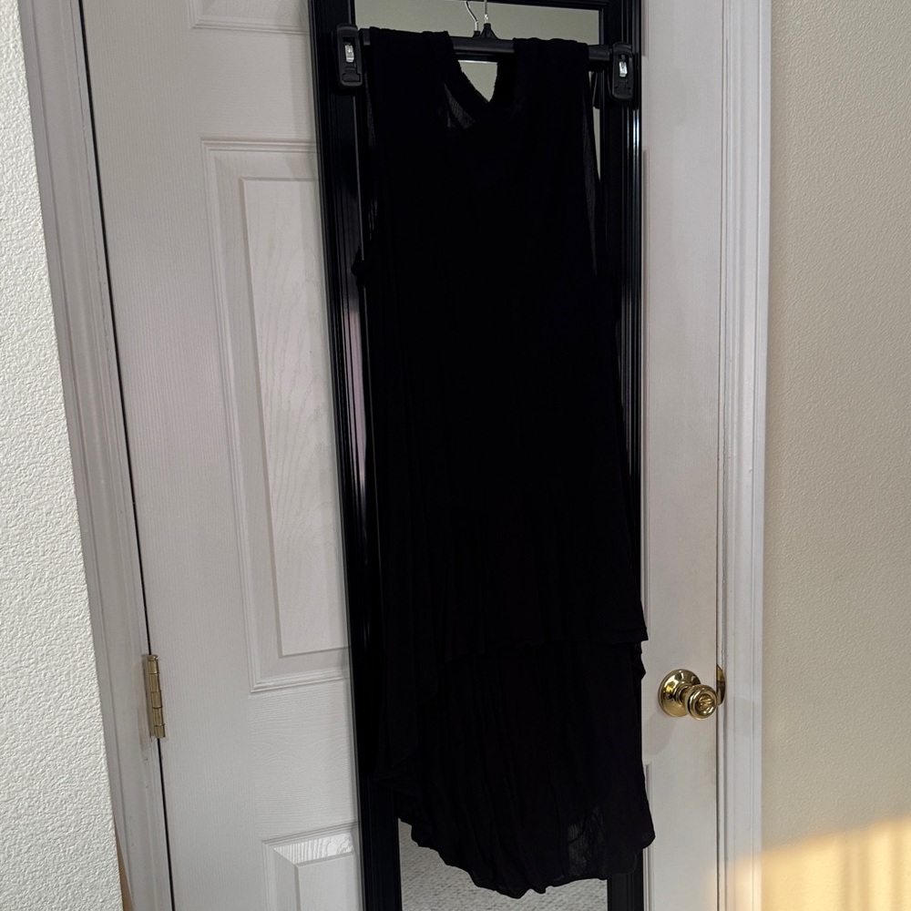 Maurices Classic Black Top